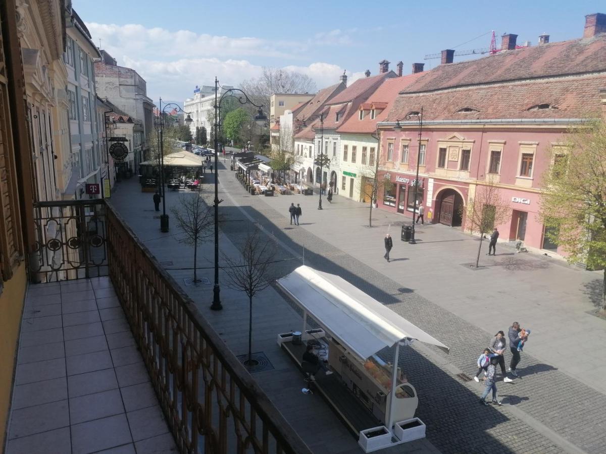 Apartament Royal Sibiu Lägenhet Exteriör bild